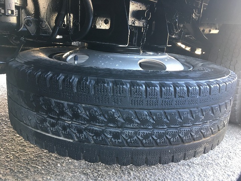 日野　デュトロ