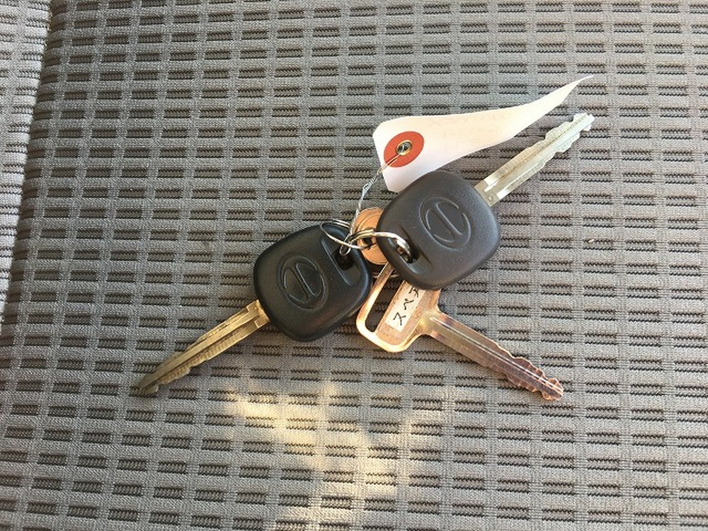 日野　デュトロ