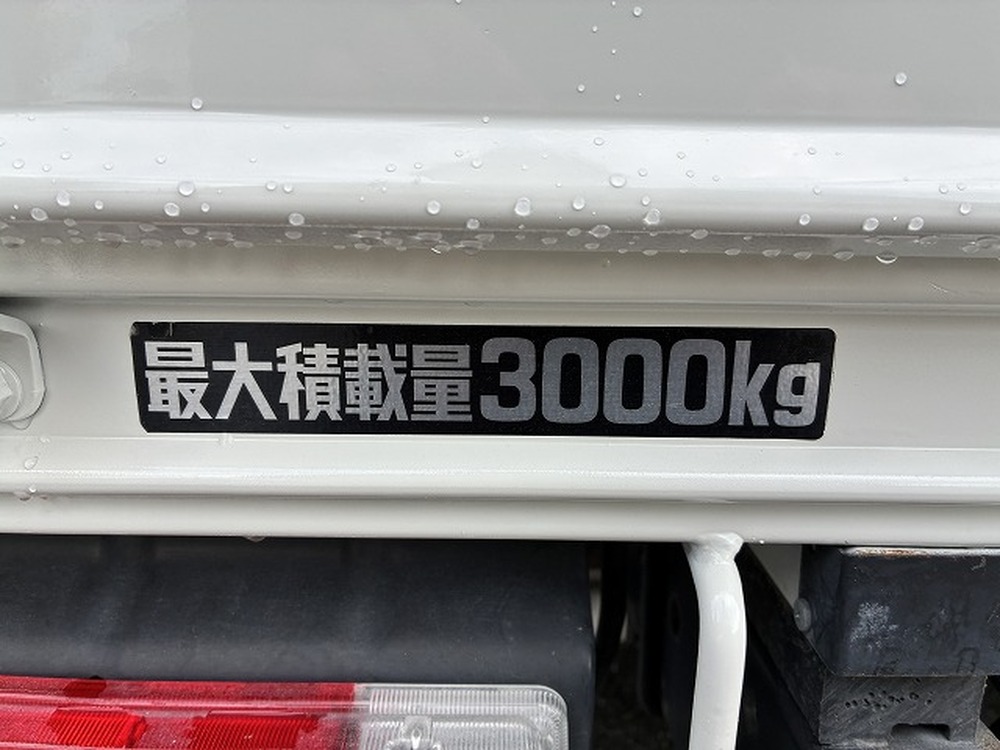 日野　デュトロ