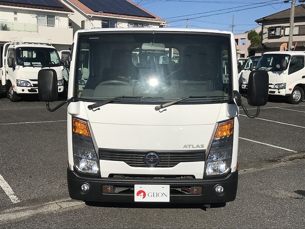 日産　アトラストラック