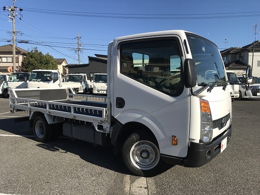 日産　アトラストラック