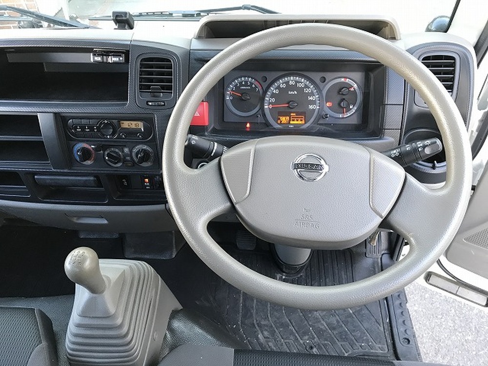 日産　アトラストラック
