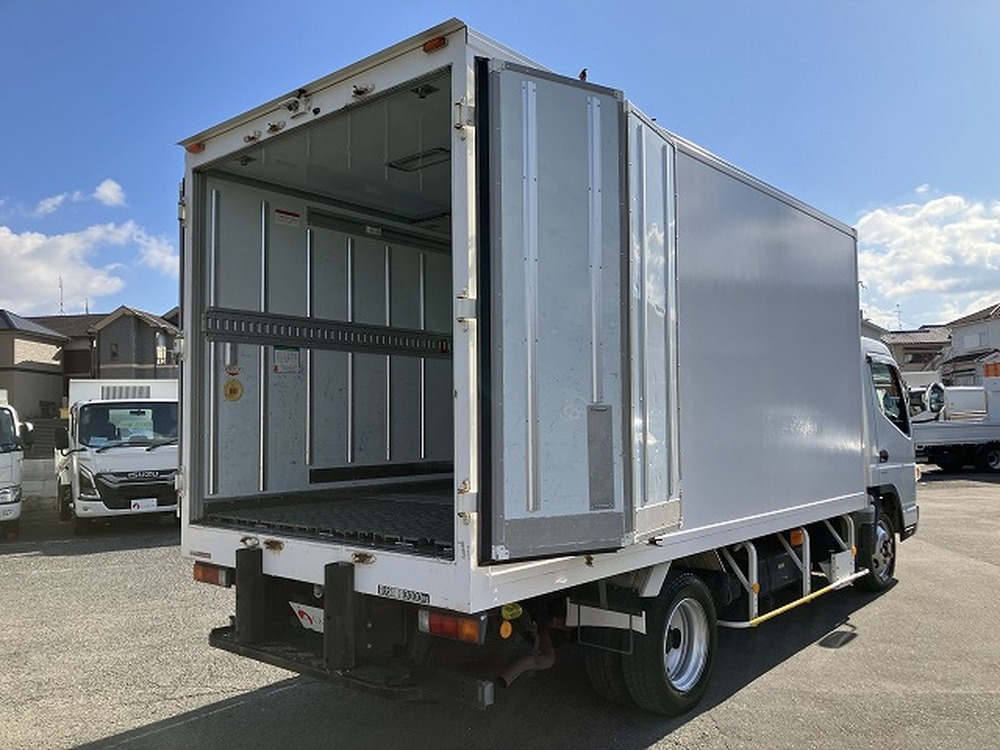 三菱ふそう　キャンター