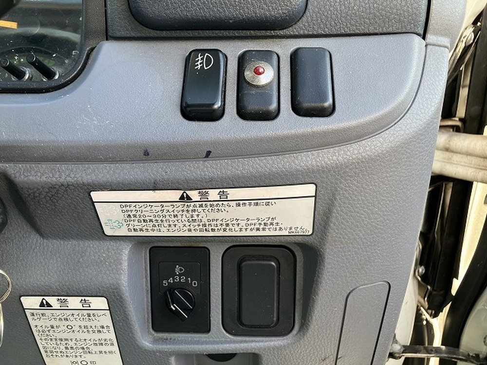 三菱ふそう　キャンター