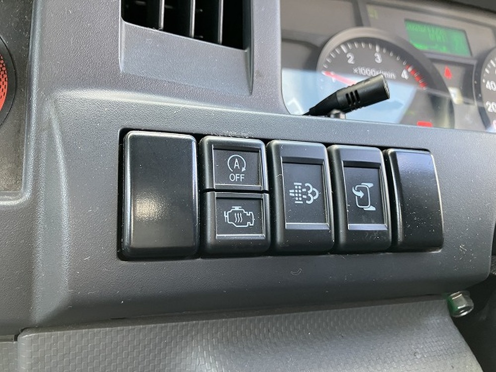 いすゞ　エルフ