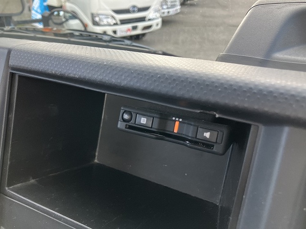 いすゞ　エルフ