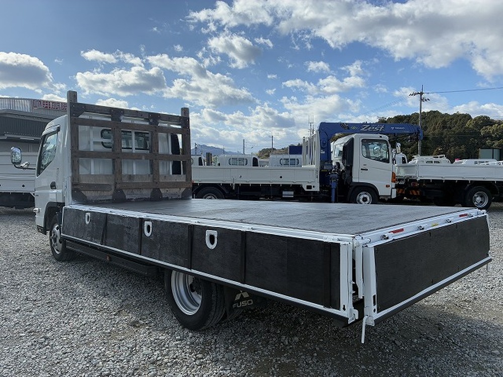 三菱ふそう　キャンター