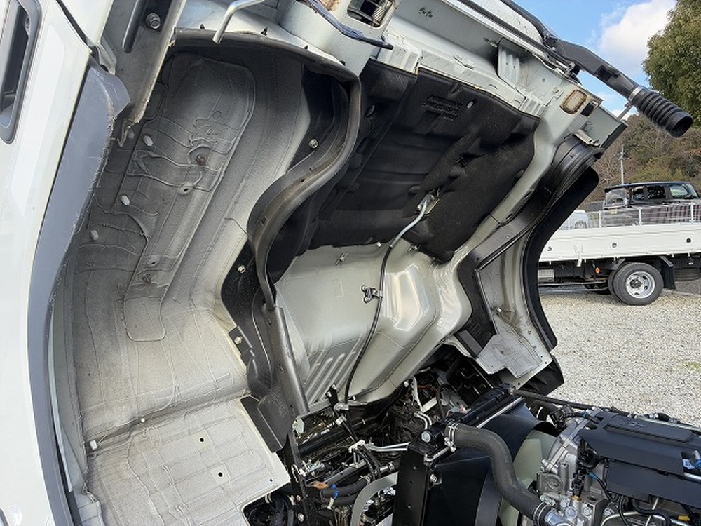 三菱ふそう　キャンター