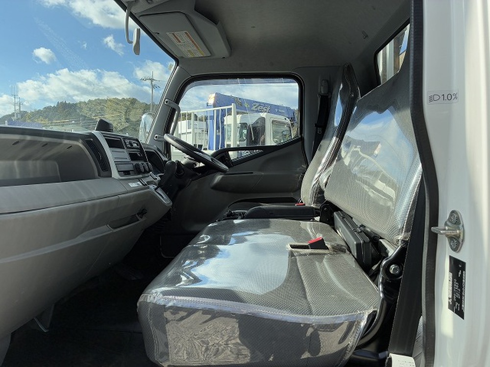 三菱ふそう　キャンター