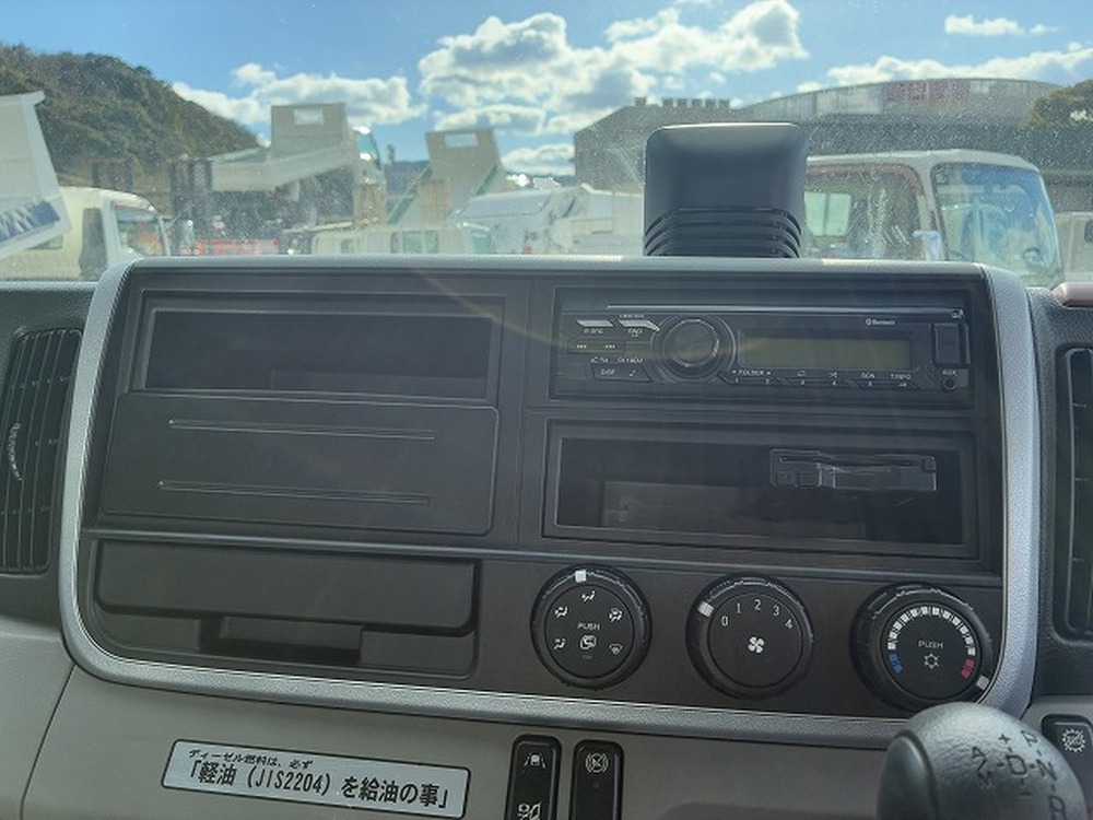 三菱ふそう　キャンター