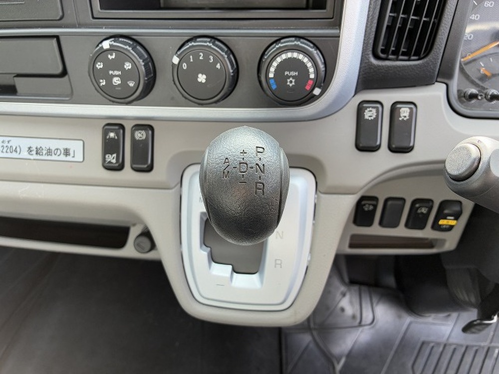 三菱ふそう　キャンター