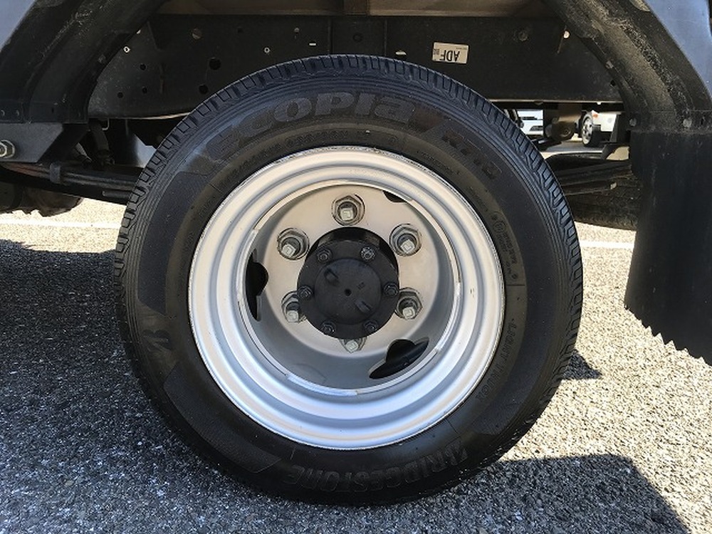 いすゞ　エルフ