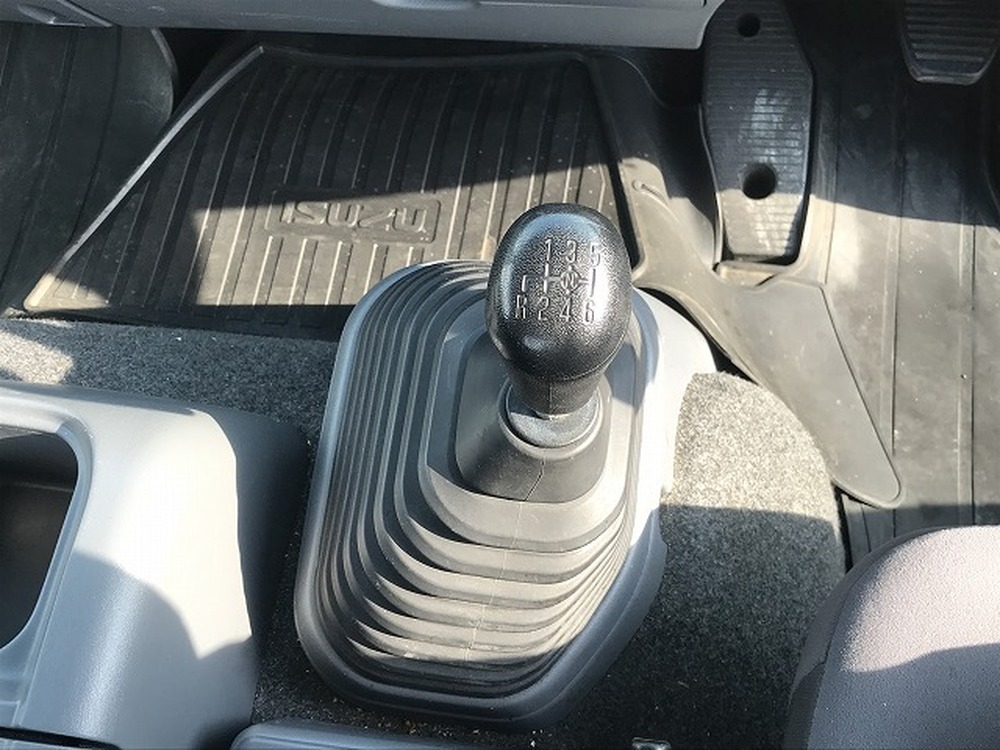 いすゞ　フォワード