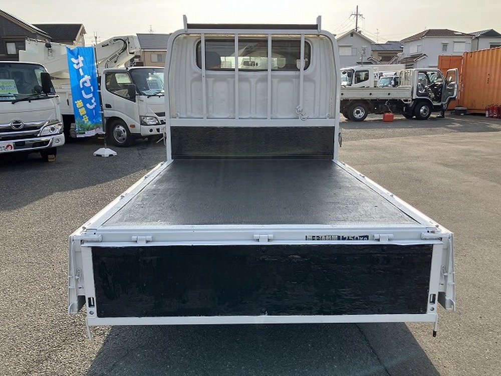 三菱ふそう　キャンターガッツ