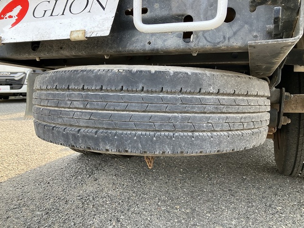 三菱ふそう　キャンターガッツ