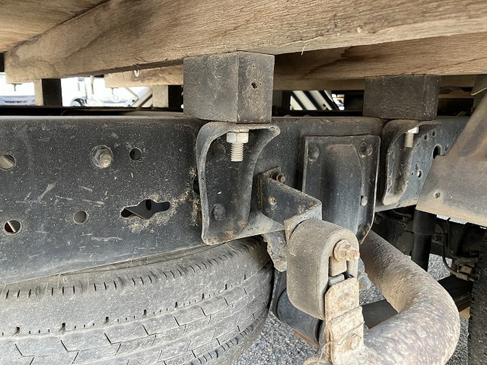 三菱ふそう　キャンターガッツ