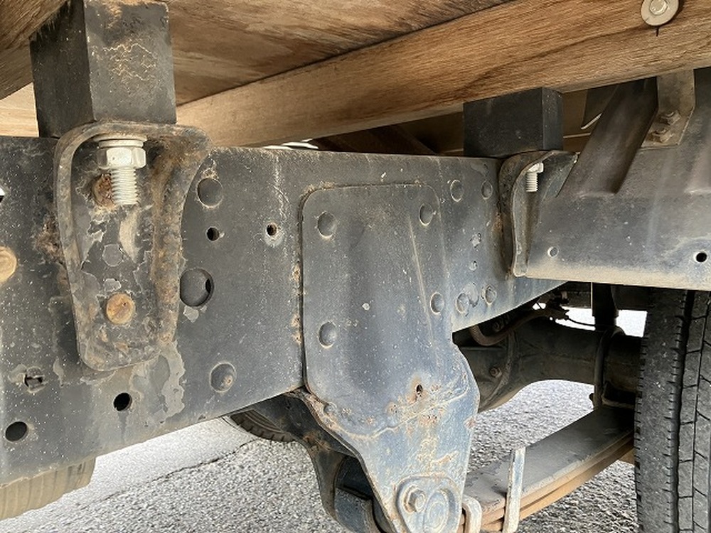 三菱ふそう　キャンターガッツ