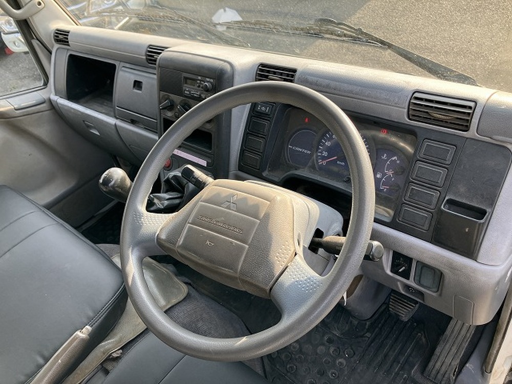 三菱ふそう　キャンターガッツ