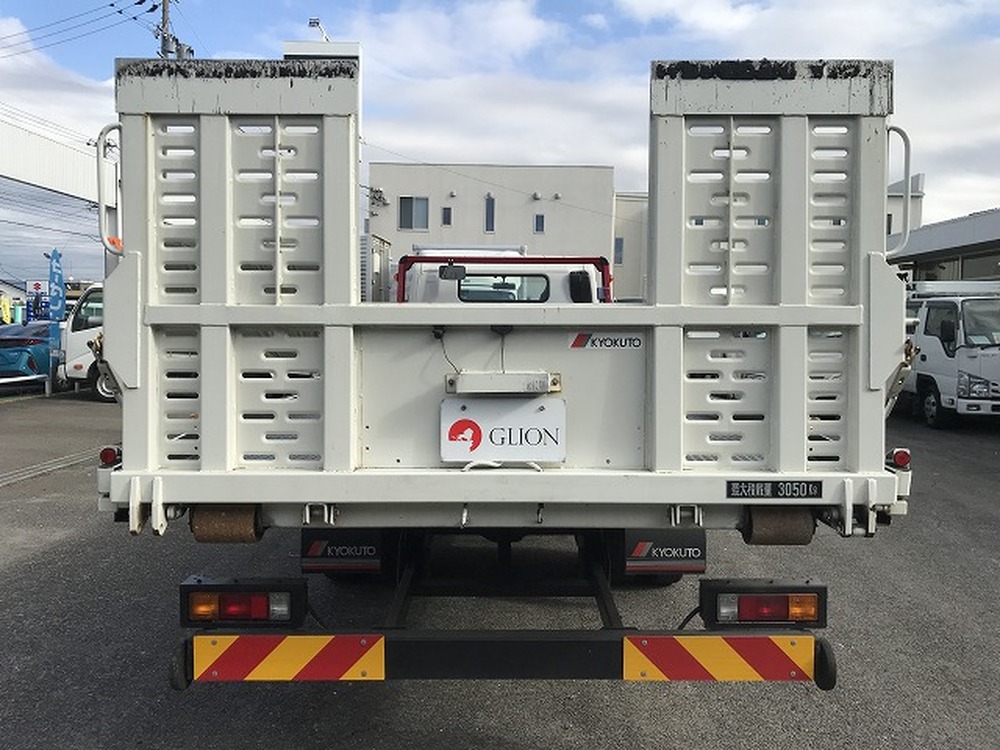 三菱ふそう　キャンター