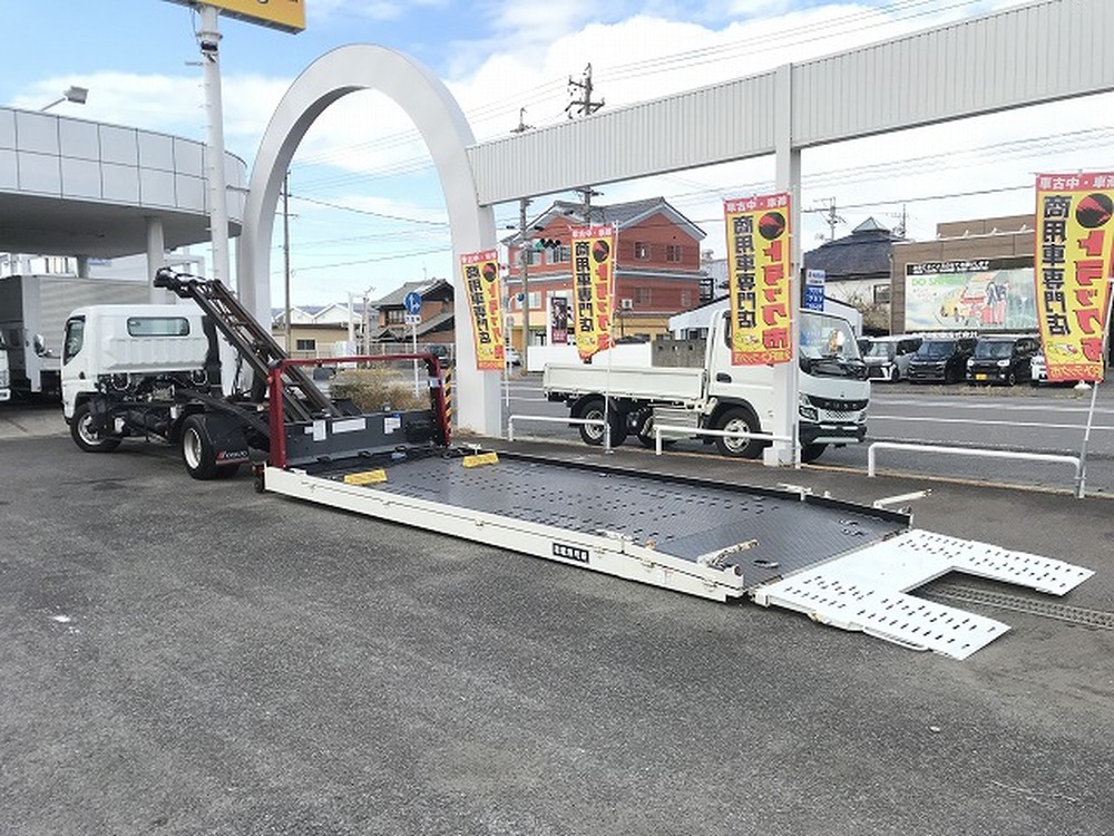 三菱ふそう　キャンター