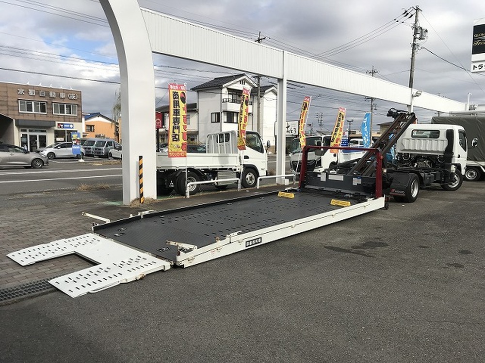 三菱ふそう　キャンター