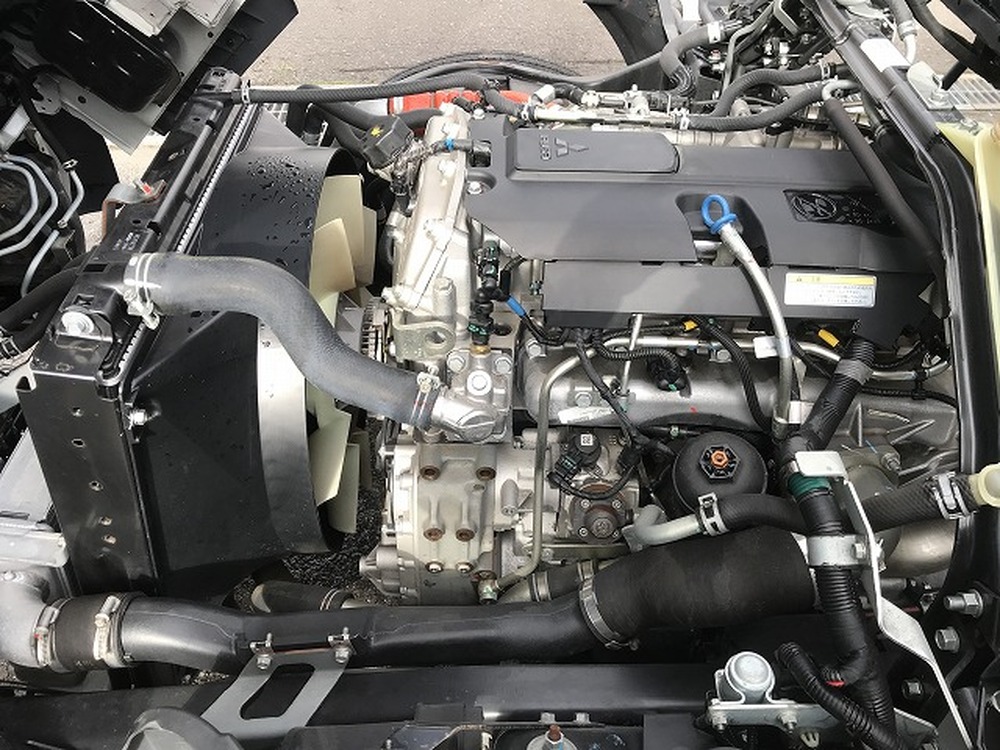 三菱ふそう　キャンター