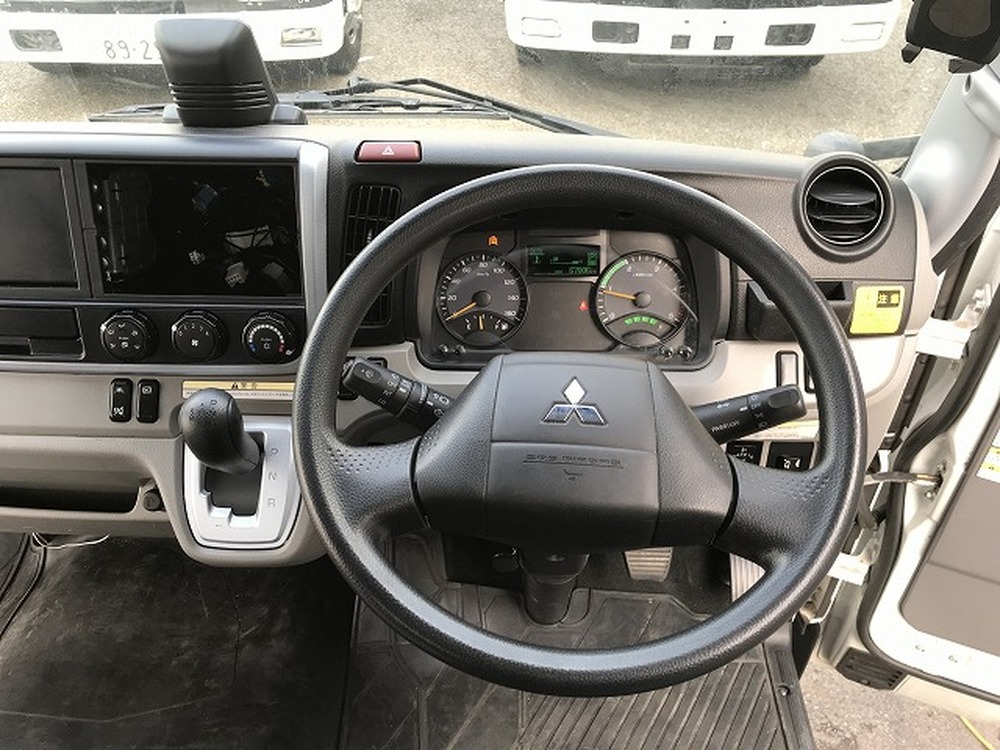 三菱ふそう　キャンター