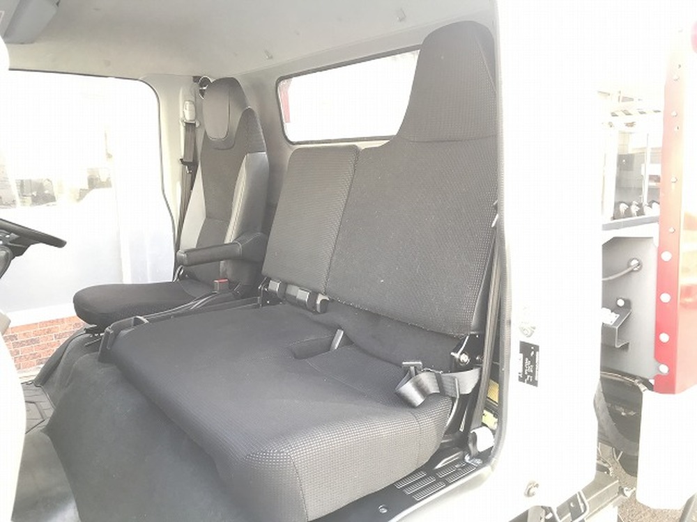 三菱ふそう　キャンター