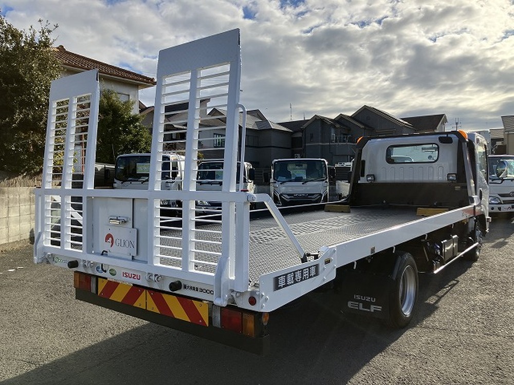 いすゞ　エルフ