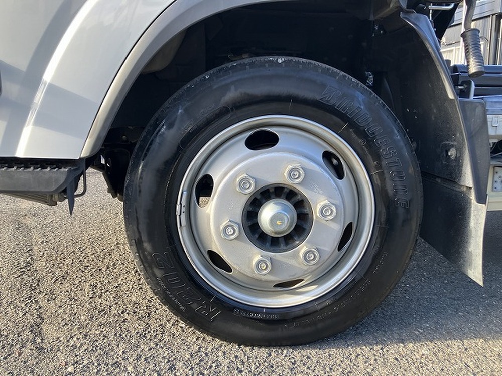 いすゞ　エルフ