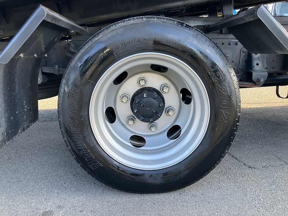 いすゞ　エルフ