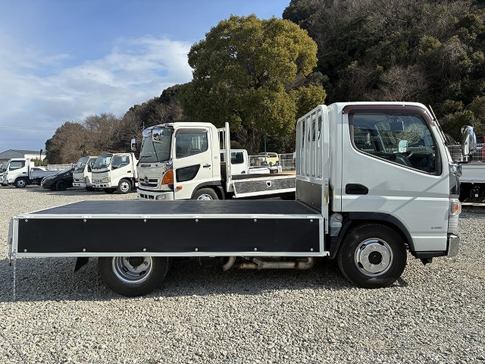 三菱ふそう　キャンター