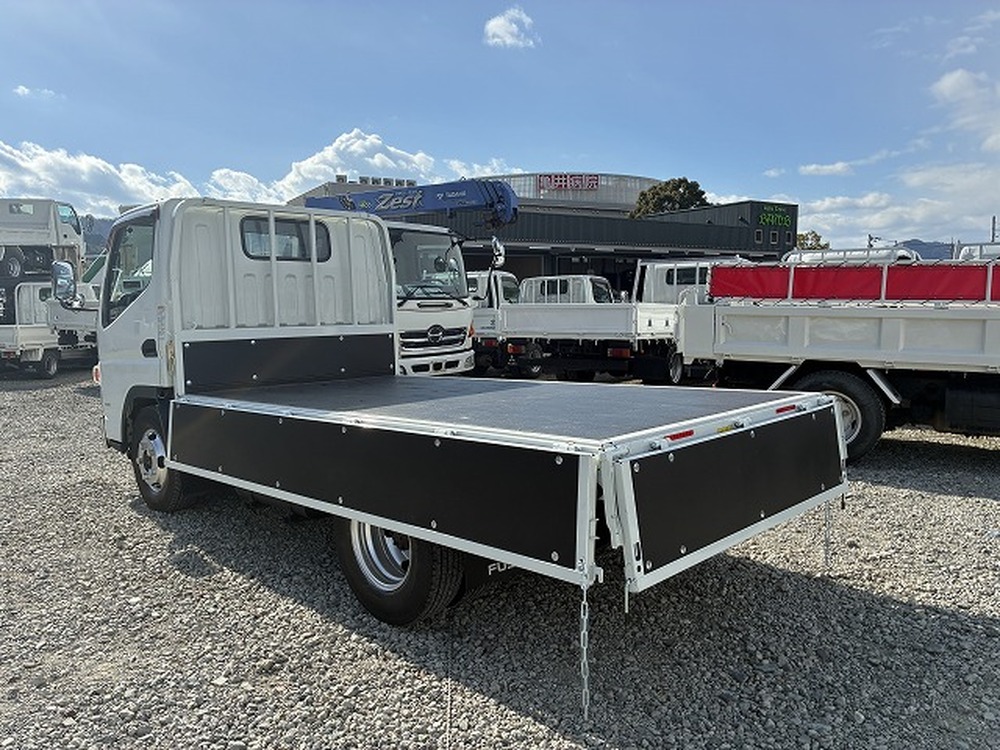 三菱ふそう　キャンター