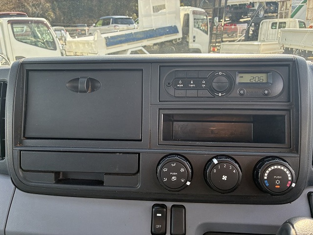 三菱ふそう　キャンター