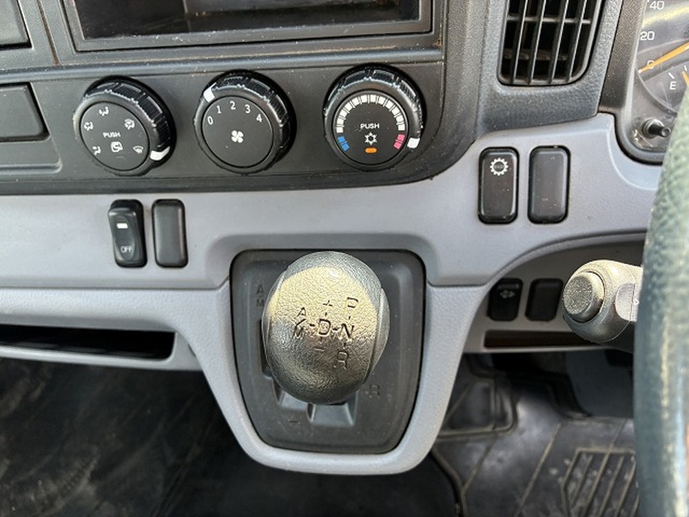 三菱ふそう　キャンター