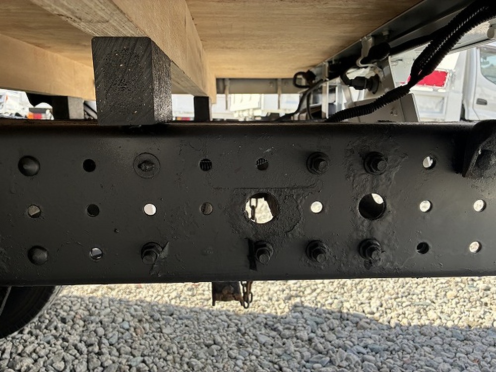 三菱ふそう　キャンター