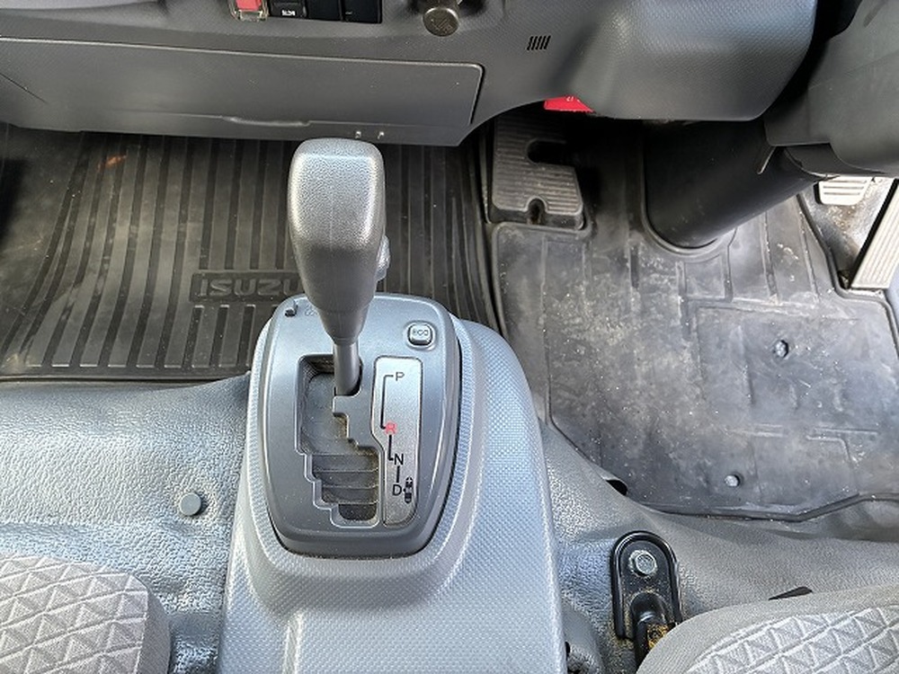 いすゞ　エルフ