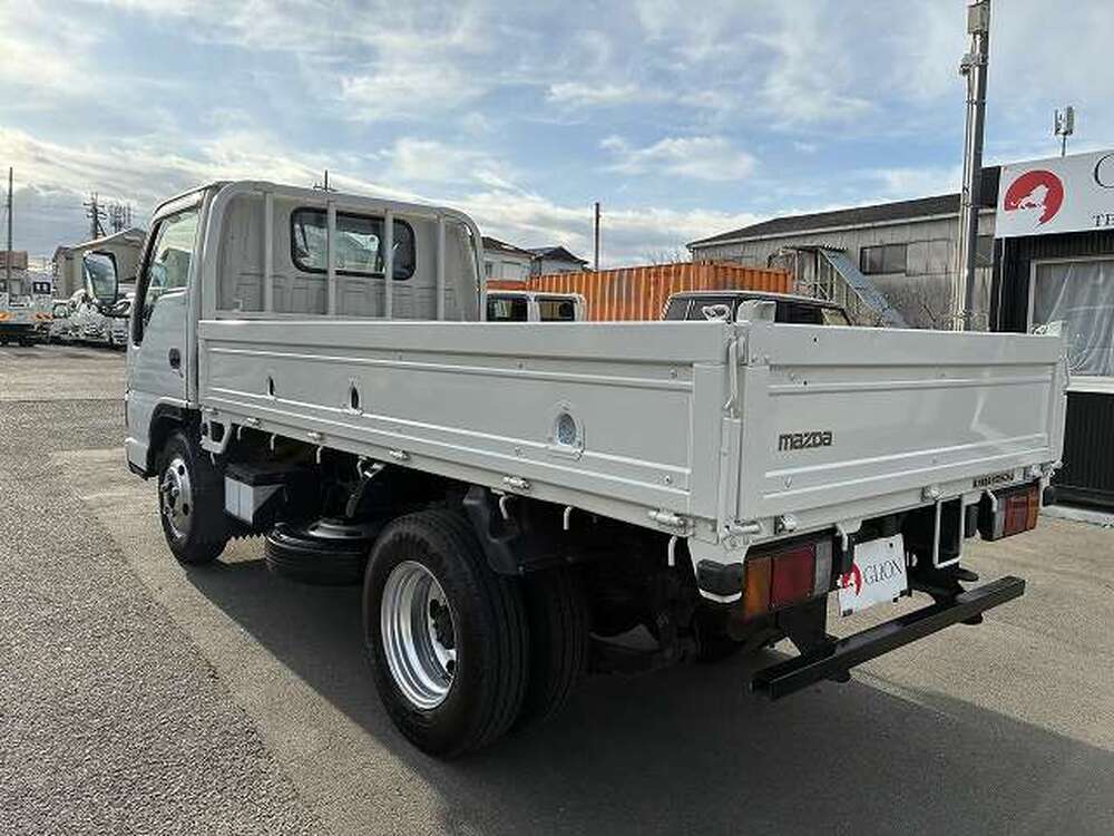 マツダ　タイタン