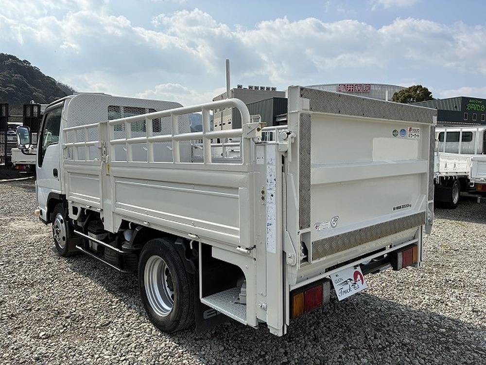 いすゞ　エルフ