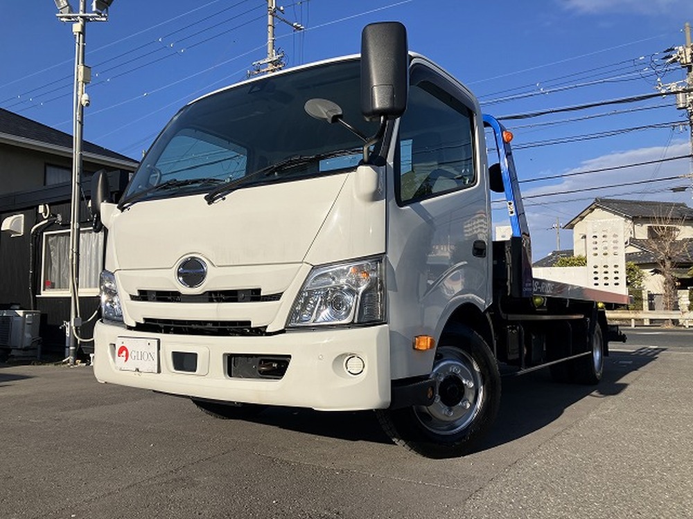 日野　デュトロ