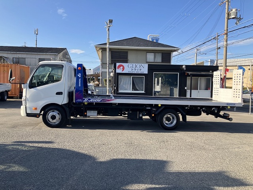 日野　デュトロ