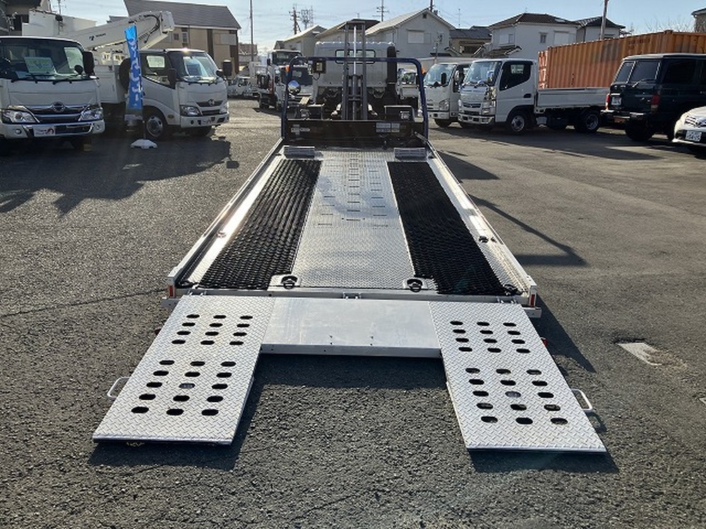 日野　デュトロ