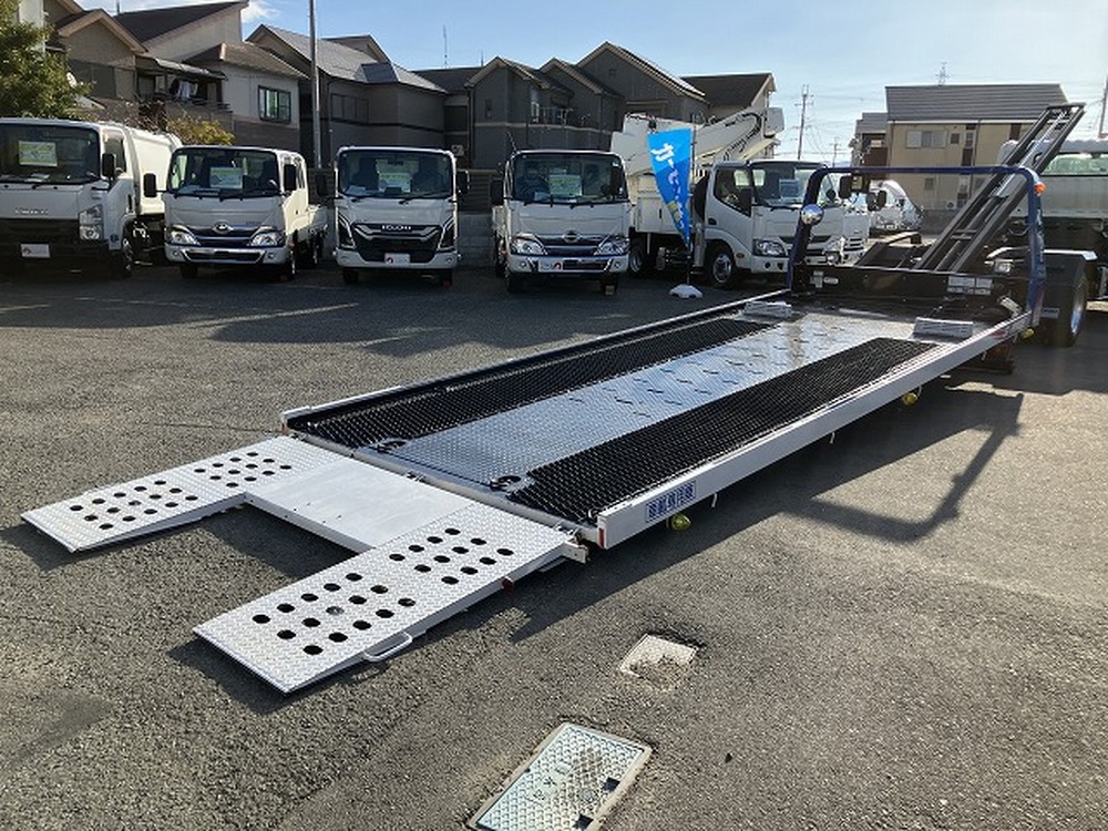 日野　デュトロ