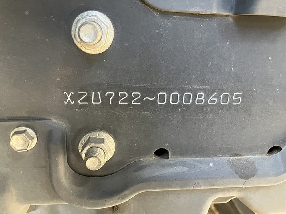 日野　デュトロ