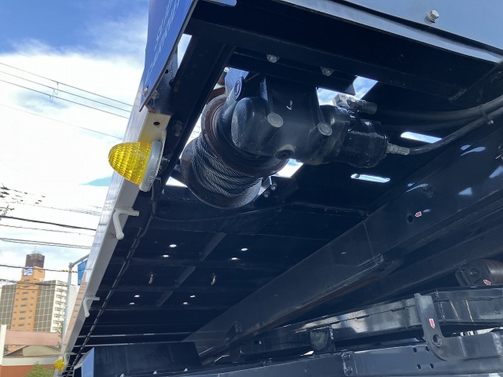 日野　デュトロ