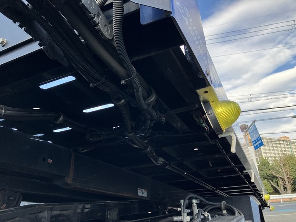 日野　デュトロ