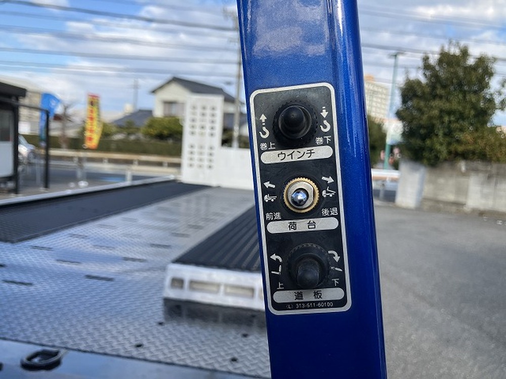 日野　デュトロ