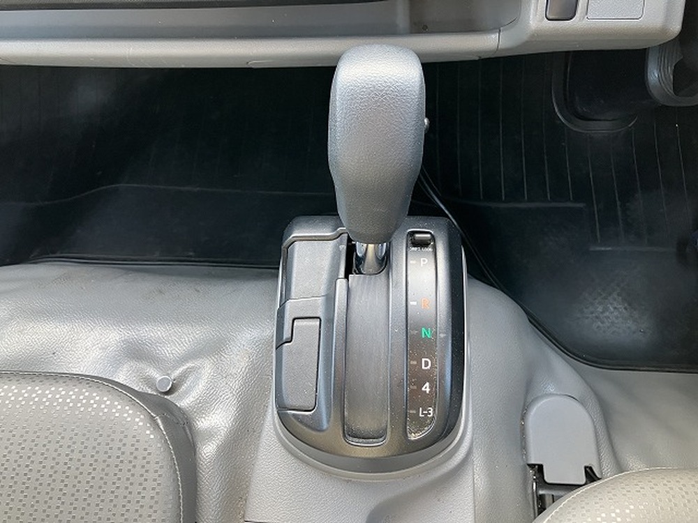 日野　デュトロ