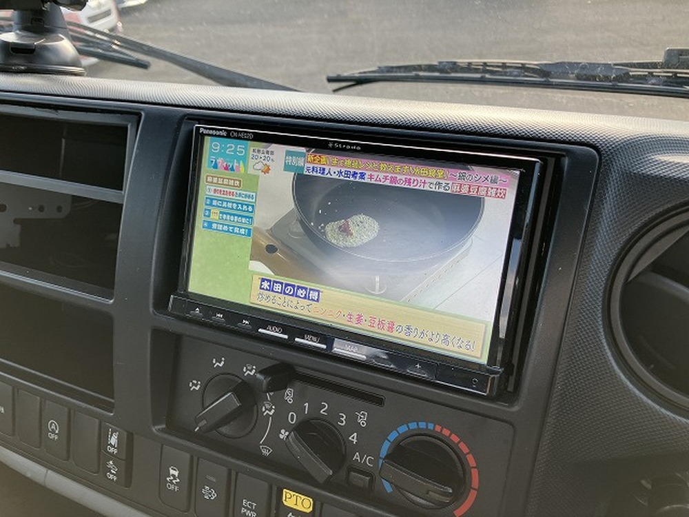 日野　デュトロ