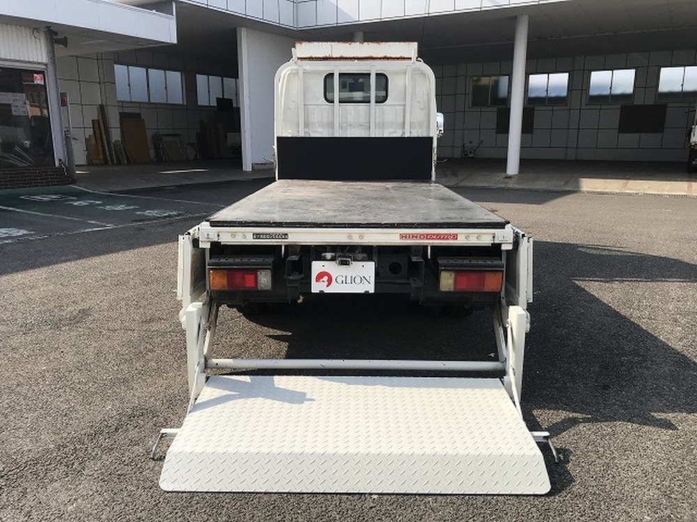日野　デュトロ